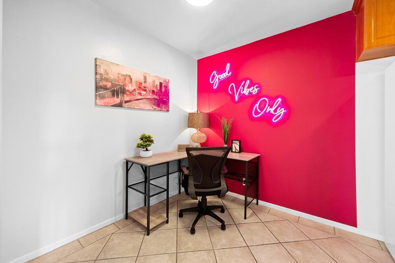 Beverly Hills Chic 2 Bed 2Bath With Patio And Parking 309 Лос-Анджелес Экстерьер фото